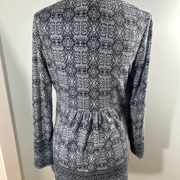 LILA ROSE dressy/ casual light cardigan boho pattern navy and white - Picture 3 of 4